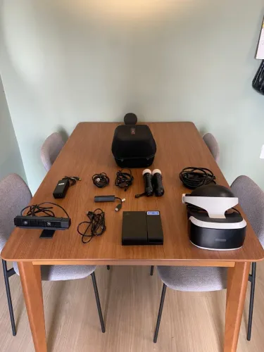 PlayStation VR PS4 Completo + Adaptador PS5 + 2 PS Move + Case Sony Playstation oficial