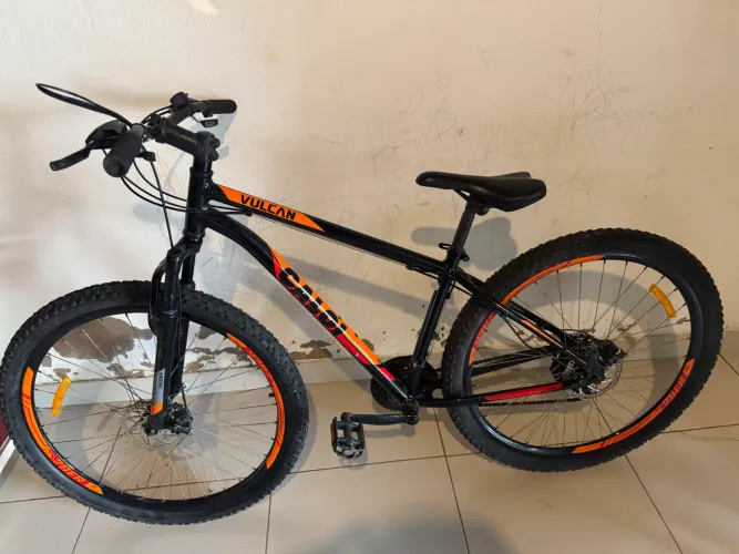 VENDO BICICLETA ARO 29 , Semi nova - SÓ VENDA * PREÇO FINAL * PARCELO NO CARTÃO