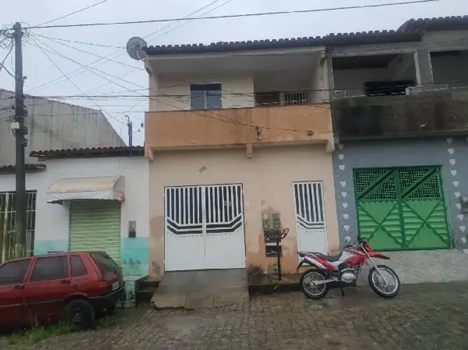 Imóvel em local estratégico  Casa no Centro, Itapetinga - BA, Nº 139-A, 2 quartos, 74,78m²