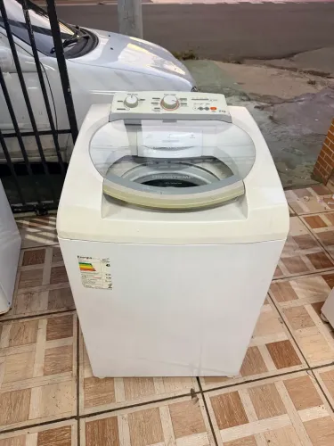 Máquina de lavar roupa Brastemp 11kg funcionando tudo perfeitamente