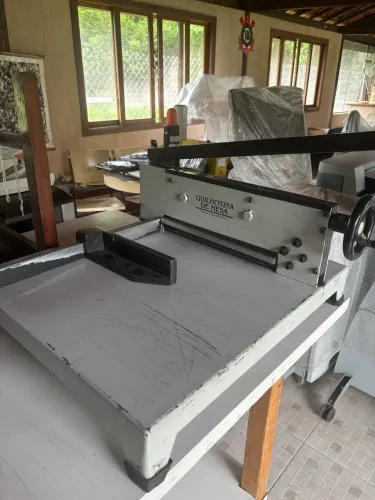 Guilhotina Semi Industrial 