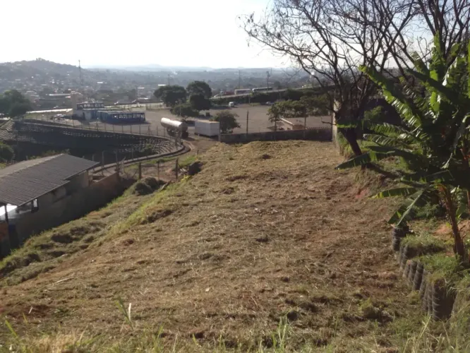 Lote/Terreno para venda tem 530 metros quadrados em Dom Cabral - Belo Horizonte - MG