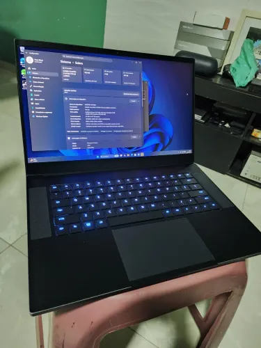 Razer blade 15 top