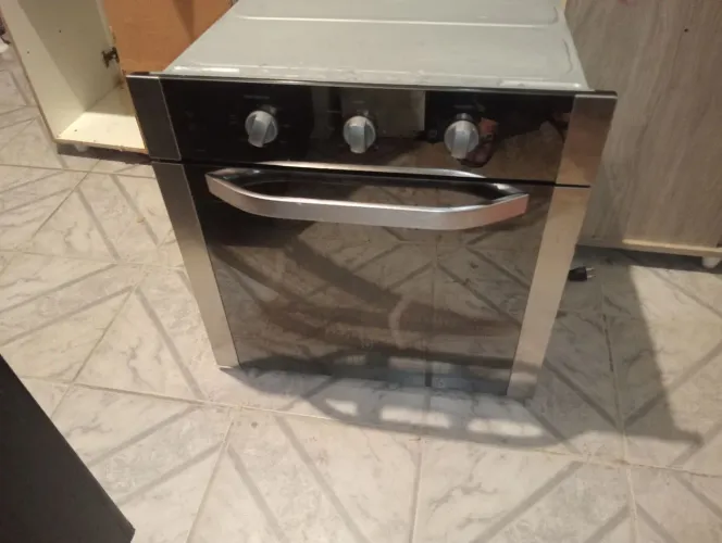Forno embutir grande Electrolux
