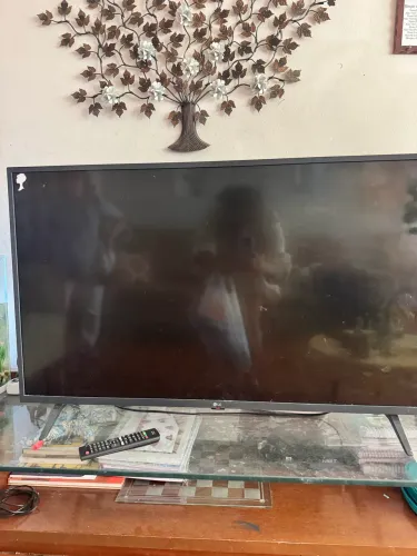 TV LG 43? para retirada de peça 