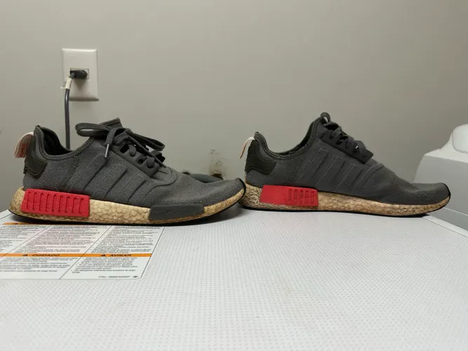 Tênis Adidas NMD R1 Cinza com Boost - Original 