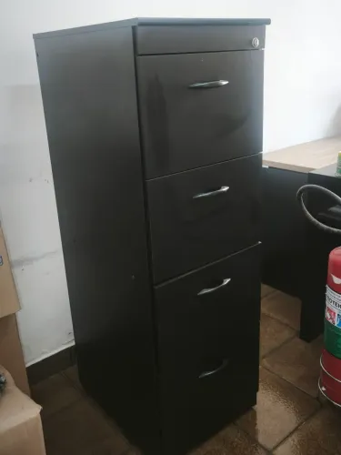 Gaveteiro Arquivo com 4 gavetas novo.