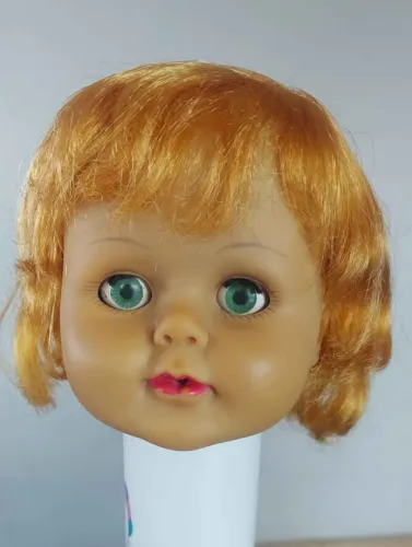Boneca Beijoca Estrela ( apenas a cabeça, no estado) dos anos 60