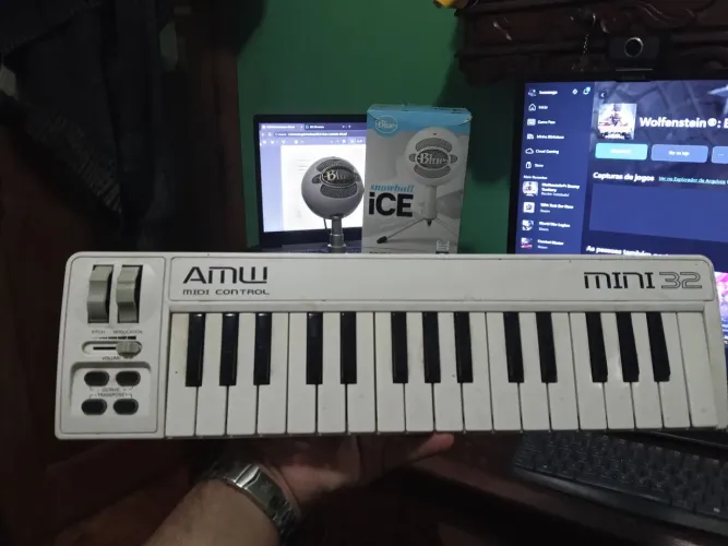 Controladora MIDI AMW