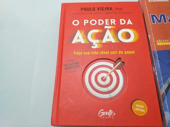 Livro o PODER DA AÇÃO com 254 páginas novo ( Autor Paulo Vieira )