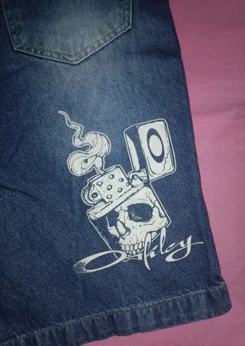Bermuda jeans original da Oakley tamanho 42