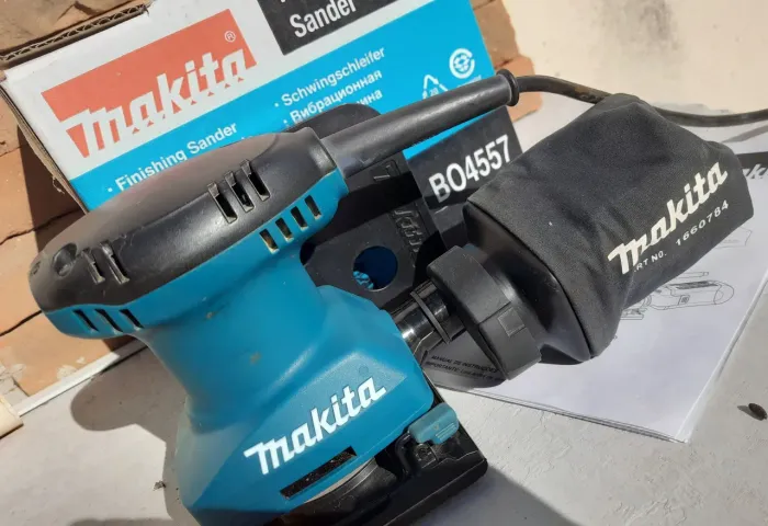 Lixadeira Makita Orbital