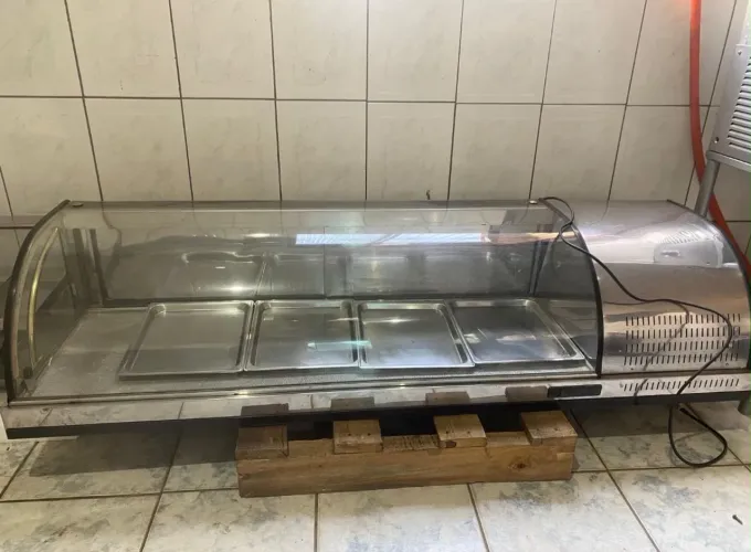 estrutura refrigerada 127v