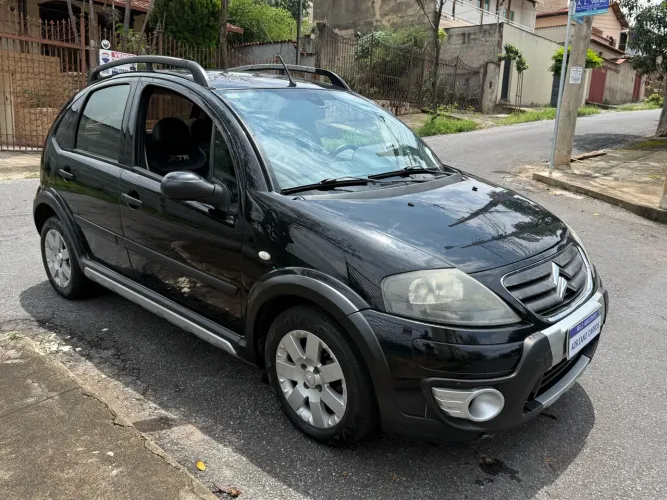 Citroen C3 XTR 1.4 Flex 8V 5P 2011
