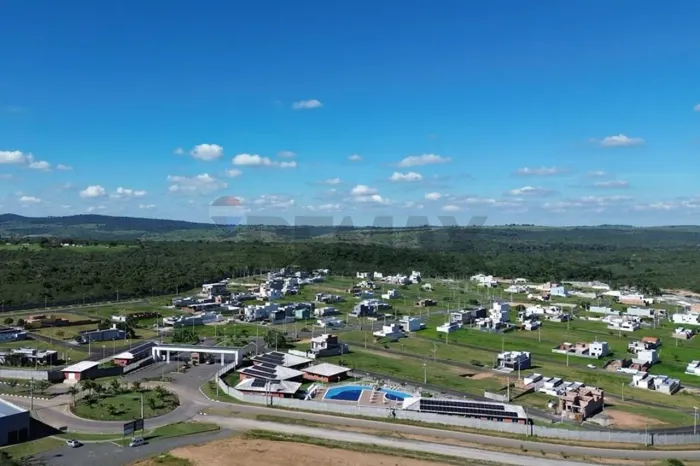 Terreno com 200m² no Condomínio Brisas Ville, bairro SIM - Feira de Santana - BA