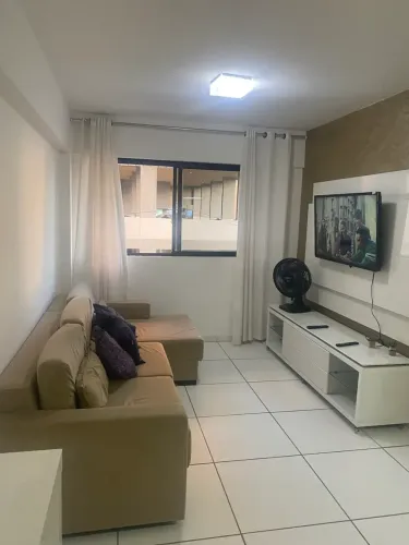 Alugo Excelente Apartamento Mobiliado na Ponta Verde. Tratar com Jackson