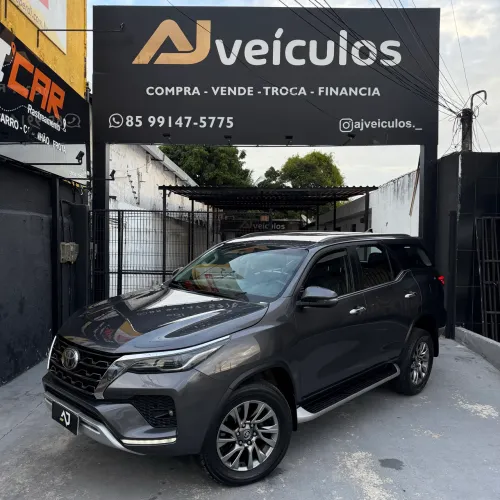 Toyota Hilux SW4 SRX 4X4 2.8 TDI 16V Dies. Aut. 2021