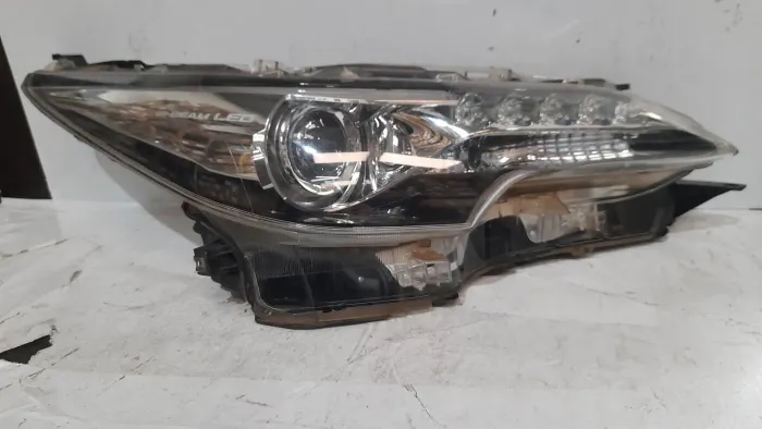 Farol Direito Hilux SW4 2016 2017 2018 2019 2020