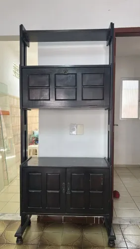 Prateleira colonial