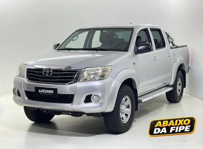 Toyota Hilux CD 4X4 2.7 16V Flex Mec. 2015