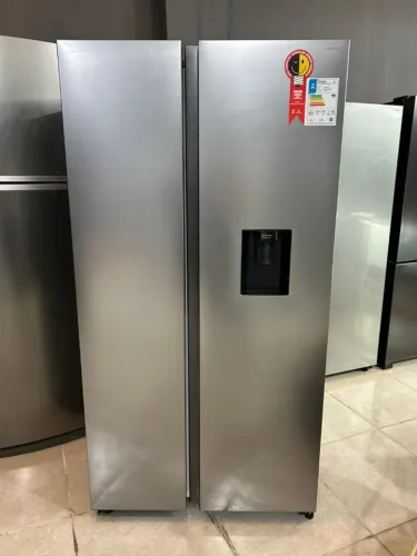 Samsung Side by Side 560L Inox com dispenser de água na porta