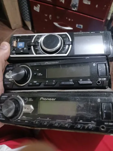 Radio automotivo