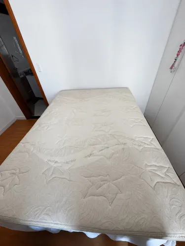 Cama Box Baú Casal + Colchão Sankonfort Molas Ensacadas | Excelente Estado