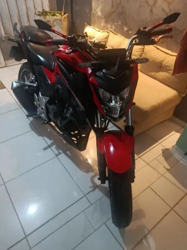 Cb 300 F