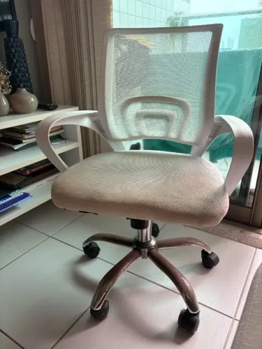 Cadeira de escritório branca