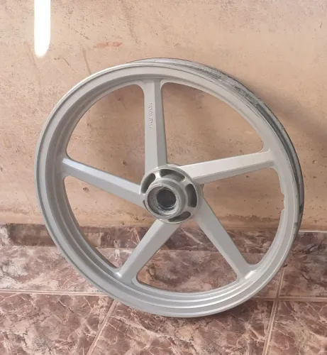 Roda frontal liga leve aro 18 Yamaha Ybr/Factor p/ freio à disco