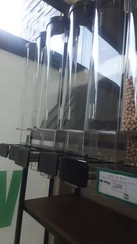 Vendo kit de dispensers gravitacional de 8 litros para loja de produtos naturais
