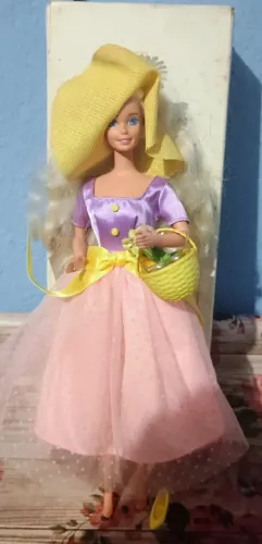 Boneca Barbie Spring Blossom 95 Avon Vintage rara