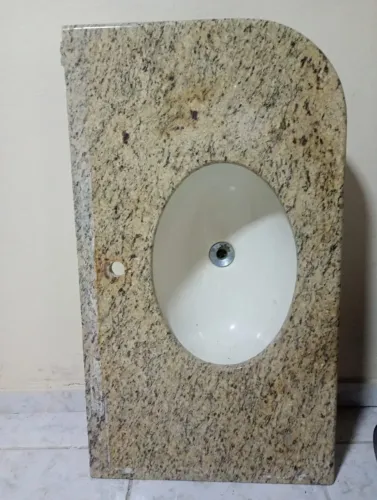 PIA DE BANHEIRO COM CUBA E PEDRA EM GRANITO