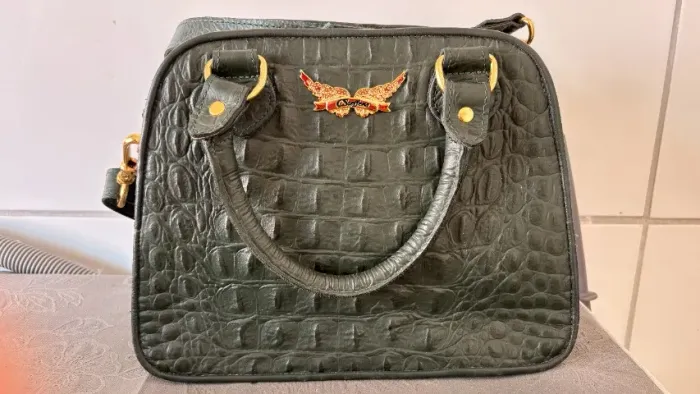 Bolsa Carmen Steffens original verde seminova