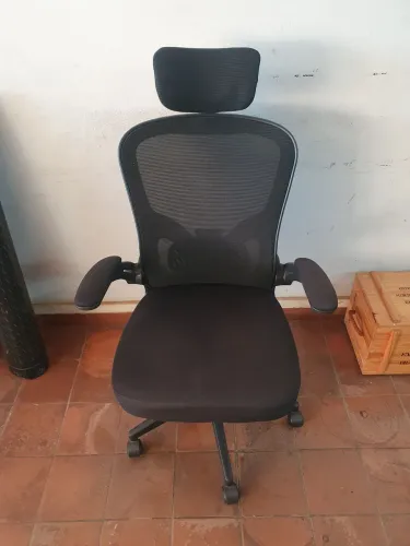 Cadeira escritório giratória