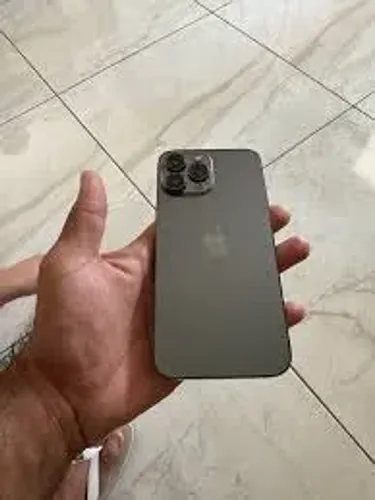 Vendo iPhone 13 pro Max semi novo whts * pra vender rapido