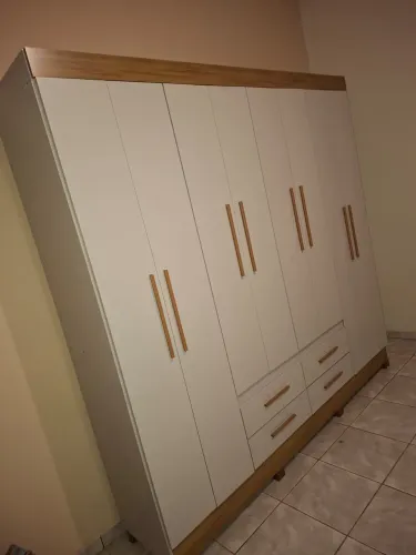 Guarda roupas casal 8 portas 4 gavetas novo