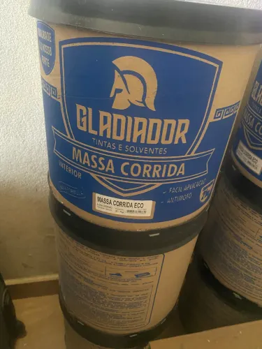 Vendo massa corrida de parede
