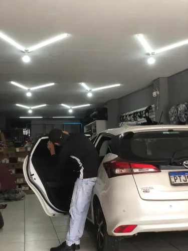 Pelicula automotivo carbon a partir 300,00