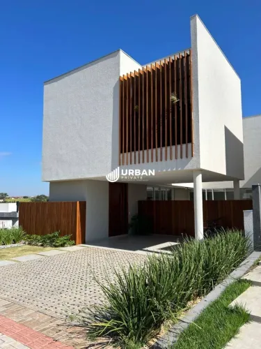 Sobrado com 3 dormitórios à venda, 287 m² por R$ 2.150.000,00 - Parque Tauá - Cond. Arangu