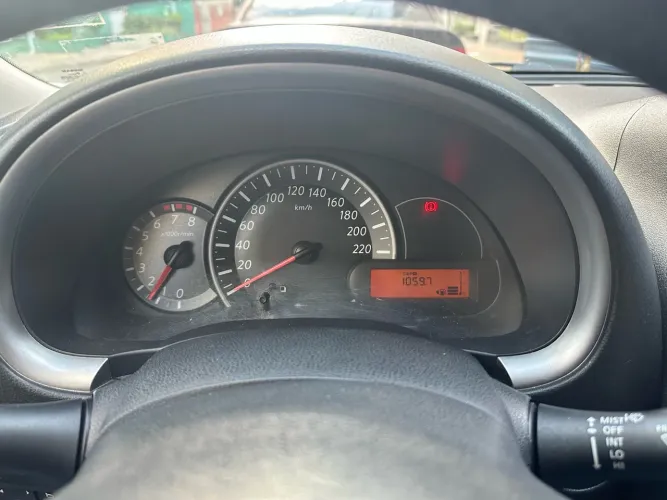 Nissan March S 1.6 16V Flex Fuel 5P 2013