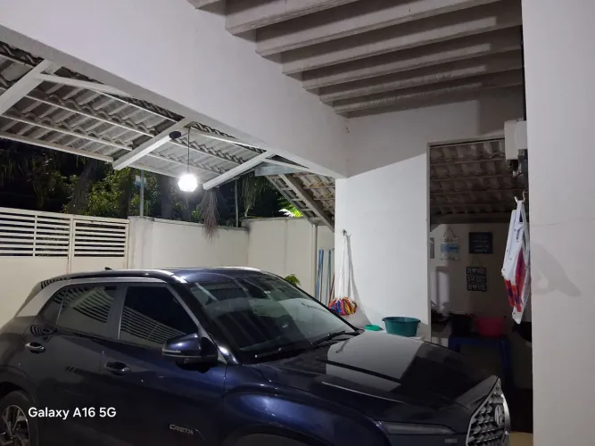 VENDE CASA COM 02 DORMITÓRIOS SENDO 01 SUÍTE NA ARSO 53 - 507 SUL - R$ 600.000,00
