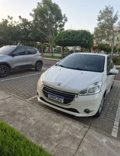 Peugeot 208 Active/active Pack 1.5 Flex 8V 5P 2014