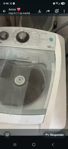 Vende-se maquina de lavar com vazamento de água 