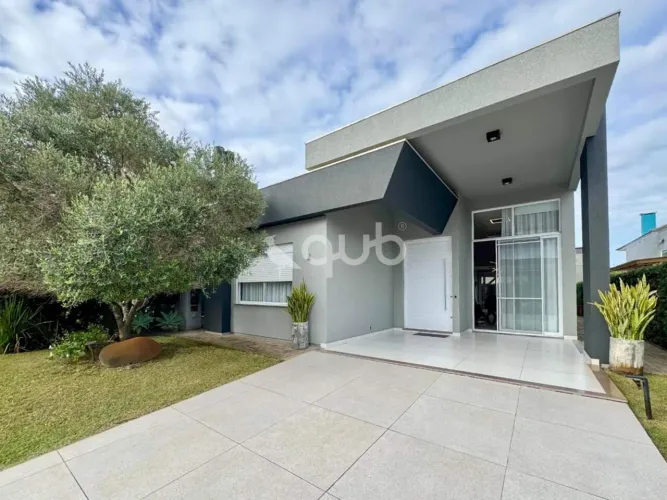 Casa à venda, 3 quartos, 3 suítes, 2 vagas, Condomínio Acqualina Beach - Xangri-Lá/RS