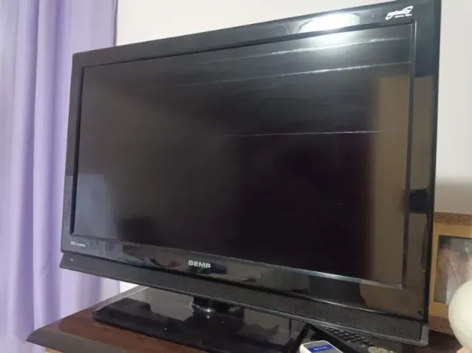 TV SEMP 32? LCD HDMI - Funcionando | Ótima para Quarto ou Peças