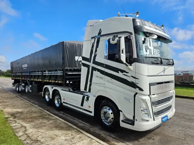 Volvo FH 460 6x2 Globetrotter Ano 2024 Teto Alto Automático MOLA + 4 Eixo Facchini 0km 14m