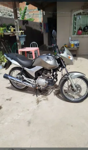 Estou vendendo uma CG HONDA MIX 150 