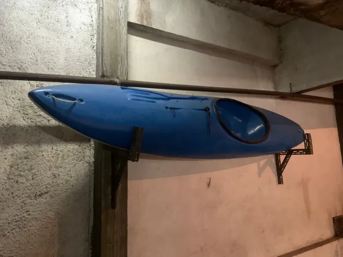 Caiaque Azul com Remo Individual - Ótimo Estado