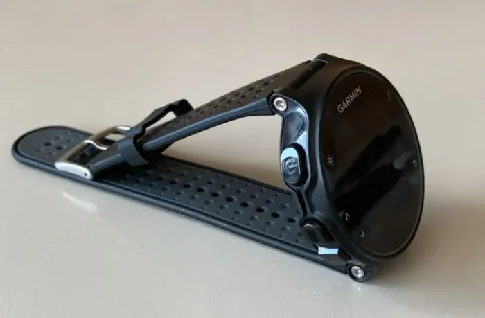 Relógio GPS Garmin Forerunner 235 preto
